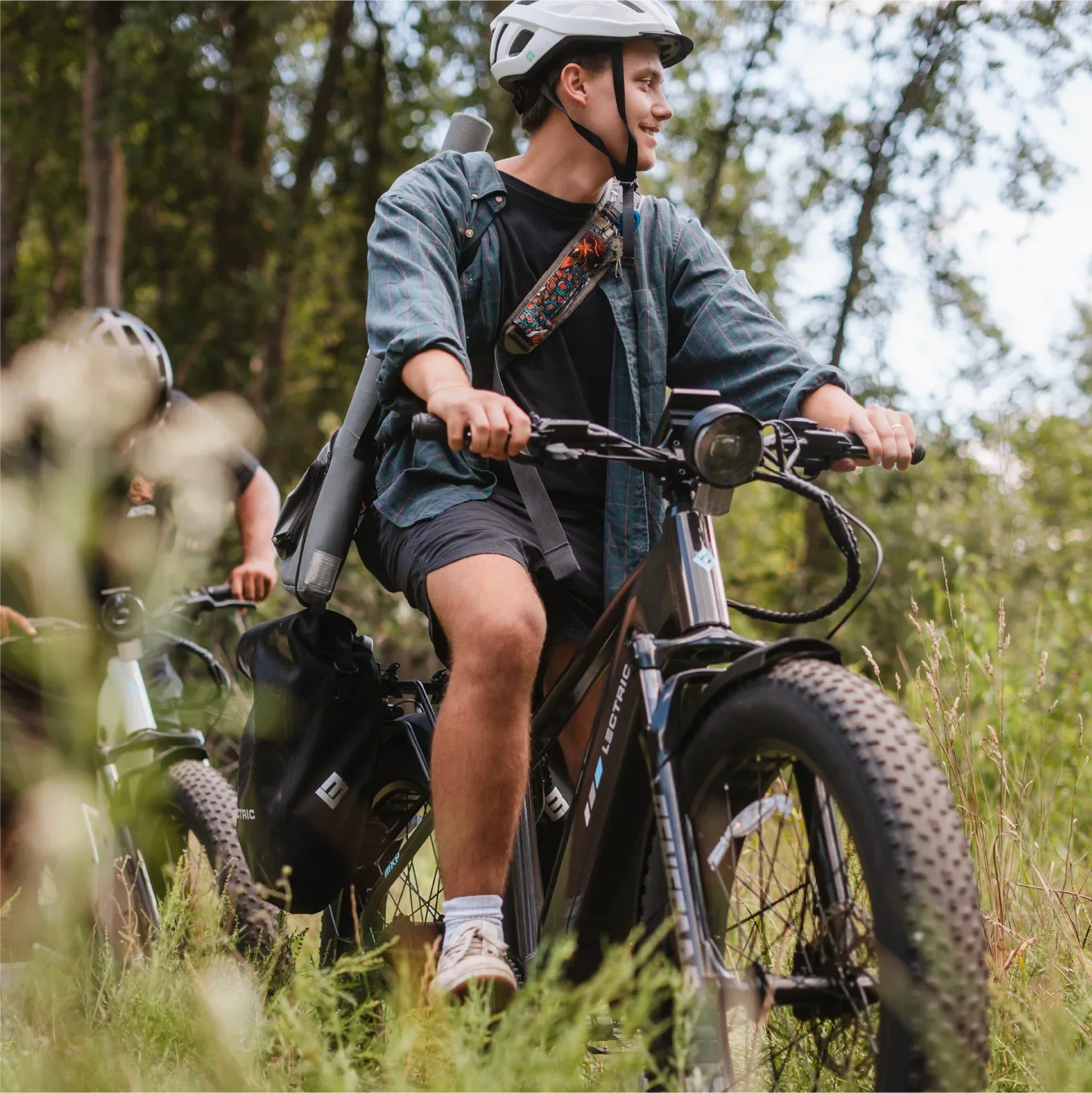 XPeak2 High-Step + FREE Rear Rack, Fenders, Elite Headlight, Suspension Seat Post ($316 Value)